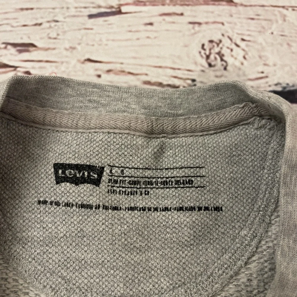 Levis California Light Sweater Gray Size Large Men's Rare!‎ Cozy
